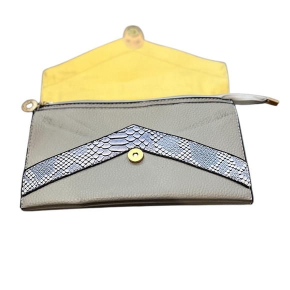Faux‎ Snake Skin Gray Evening Clutch Purse Handbag Zip Pouch, NWOT - Picture 4 of 11